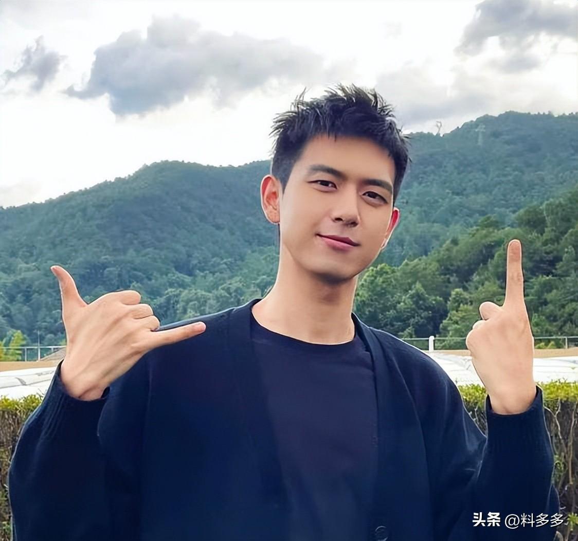 被大家熟知的李現是怎麼火紅起來的？他是哪裡人？有什麼代表作品？