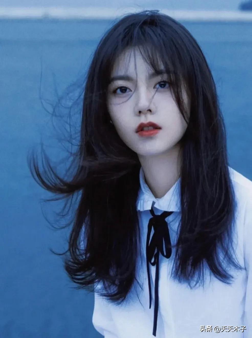 長在我審美點上的00後小花－趙今麥個人簡介