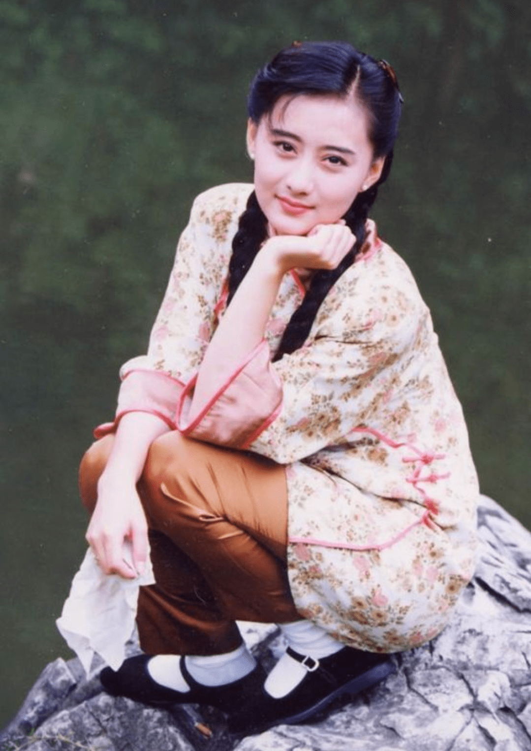 絕色美人陳德容，38歲嫁富二代，丁克8年離婚，愛情抵不過距離