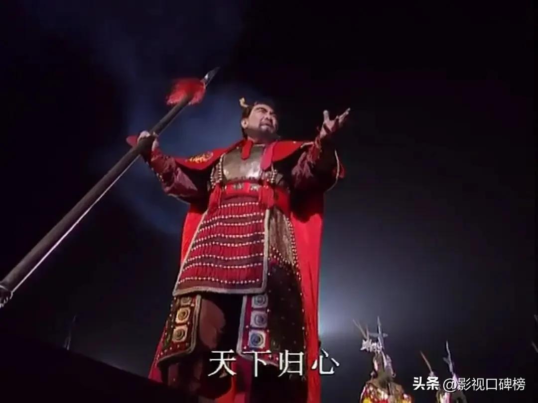 同樣演曹操的陳建斌和鮑國安，哪個演技比較接近原著？一目了然！