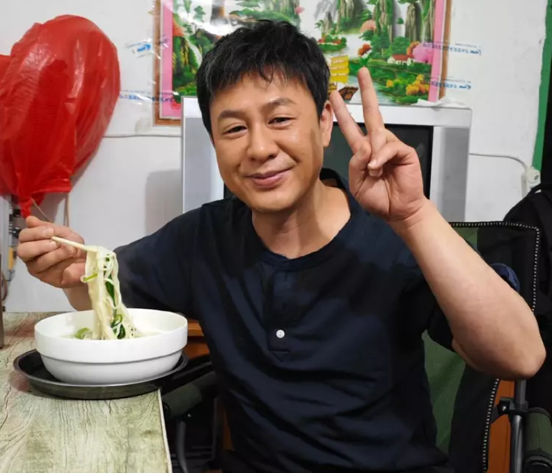 47歲的張頌文這一次，又給娛樂圈好好“上了一課”