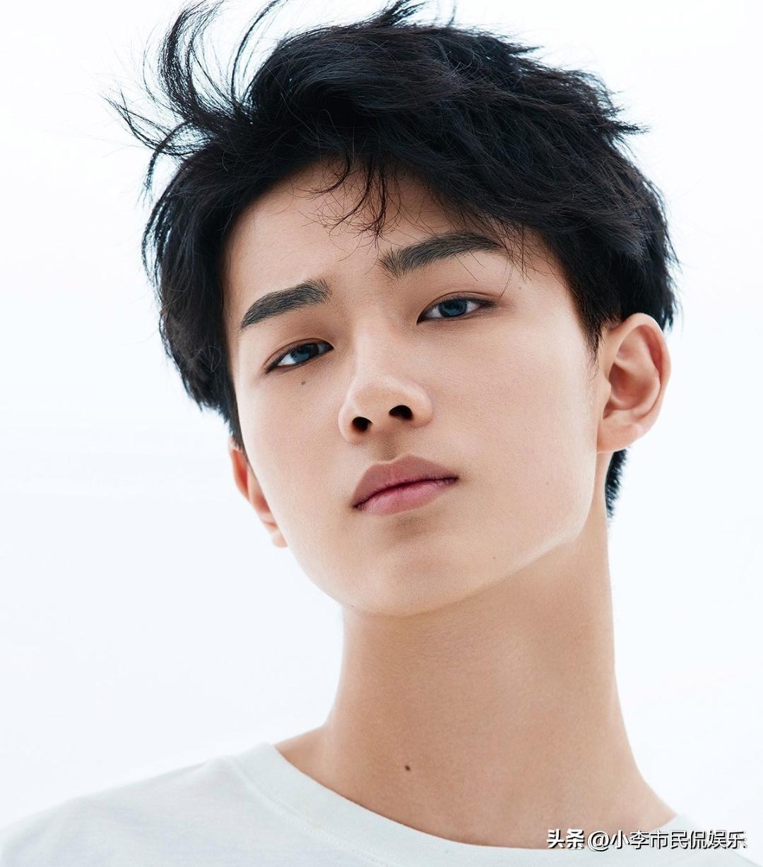 演員李宏毅和演員成毅，他們是個人嗎？