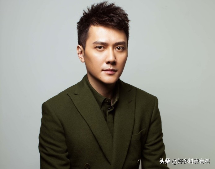 馮紹峰家世簡介( 馮紹峰真的是一位超級富二代嗎)