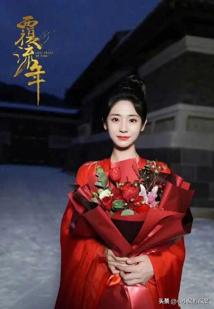 又被邢菲近照美到了，清新氣息撲面而來，這身打扮我太喜歡了