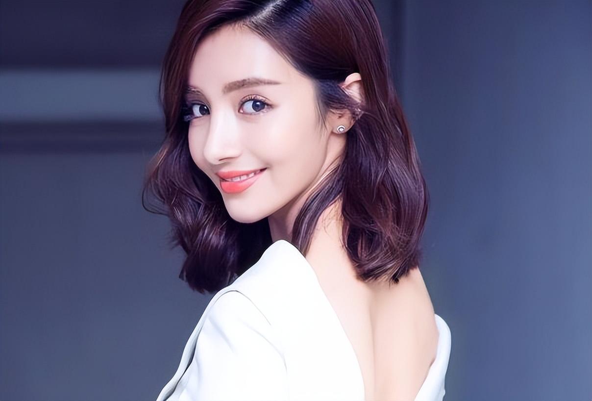 你知道演員麥迪娜的全名嗎？