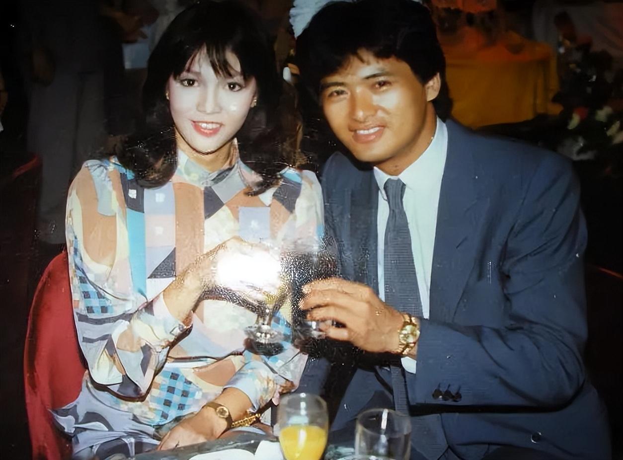 和鄭裕玲分手時，呂方只要那輛寶馬車，如今的他過的很幸福