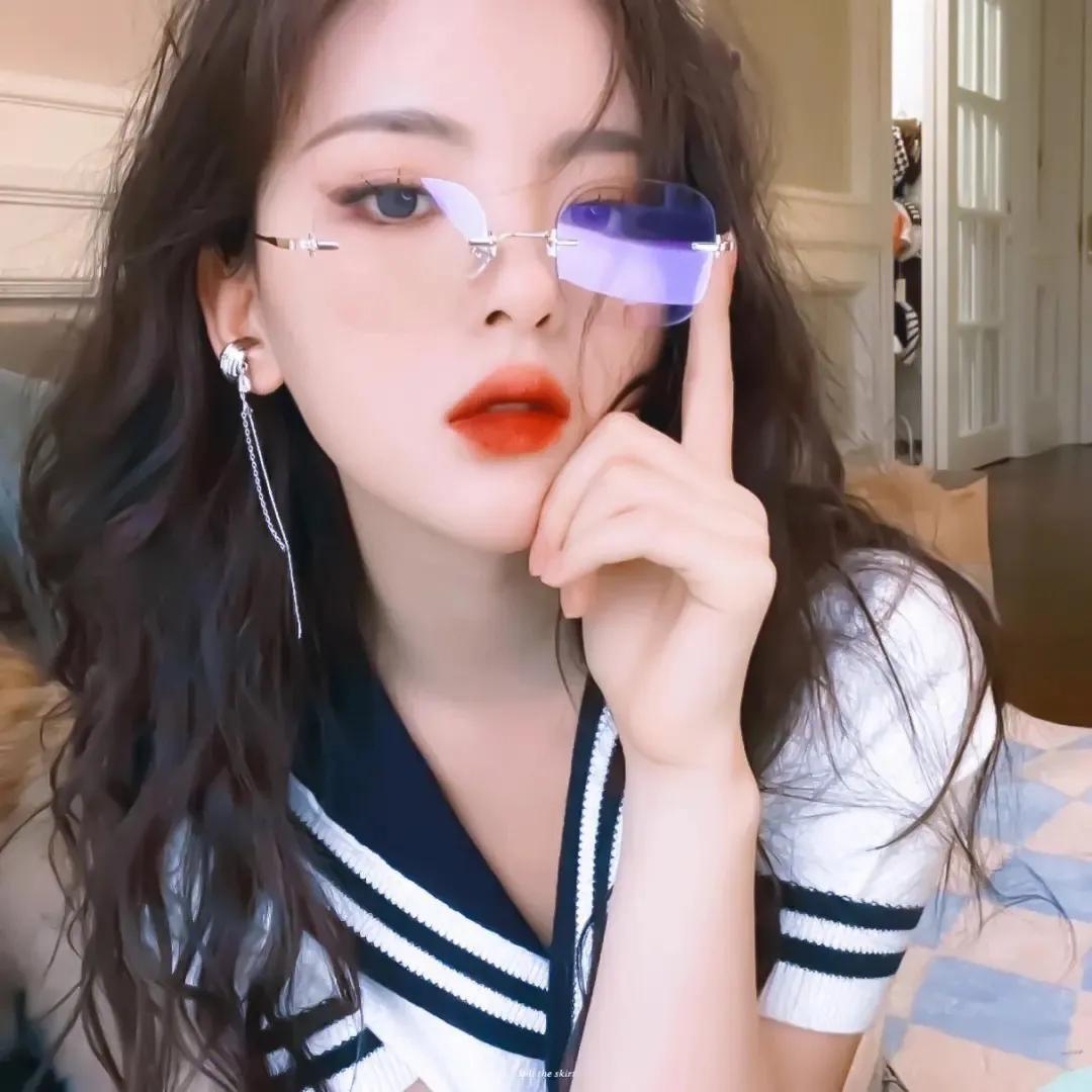 中國內地影視女星、歌手—–楊超越簡介