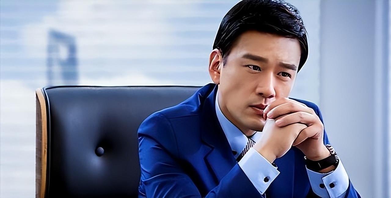 王耀慶個人資料簡介 霸道總裁專業戶，從小立志當奸商，卻成了劇中最有錢的人