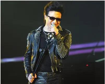 汪峰個人資料簡介及 原來他才是真正的“傳奇”，他的故事也遠比你想像中的還要荒唐