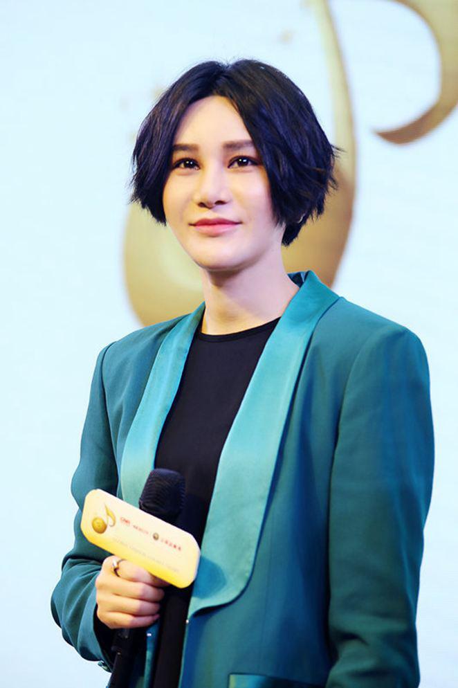 尚雯婕個人資料簡介 「超女冠軍」：早年父母離異，成名後是非不斷，41歲仍未婚