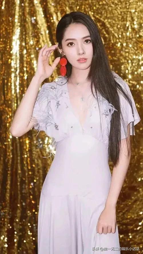 郭碧婷個人資料簡介及圖片 ：迷人內外，充滿勇氣的追夢人。