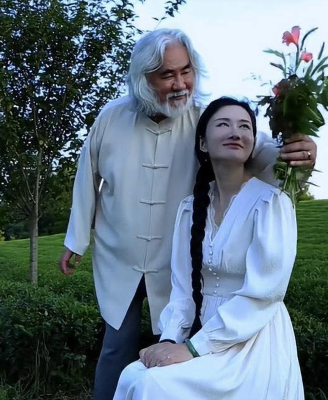 張紀中個人檔案簡介：娶小31歲的嬌妻，岳母小自己11歲，72歲也要盡孝心