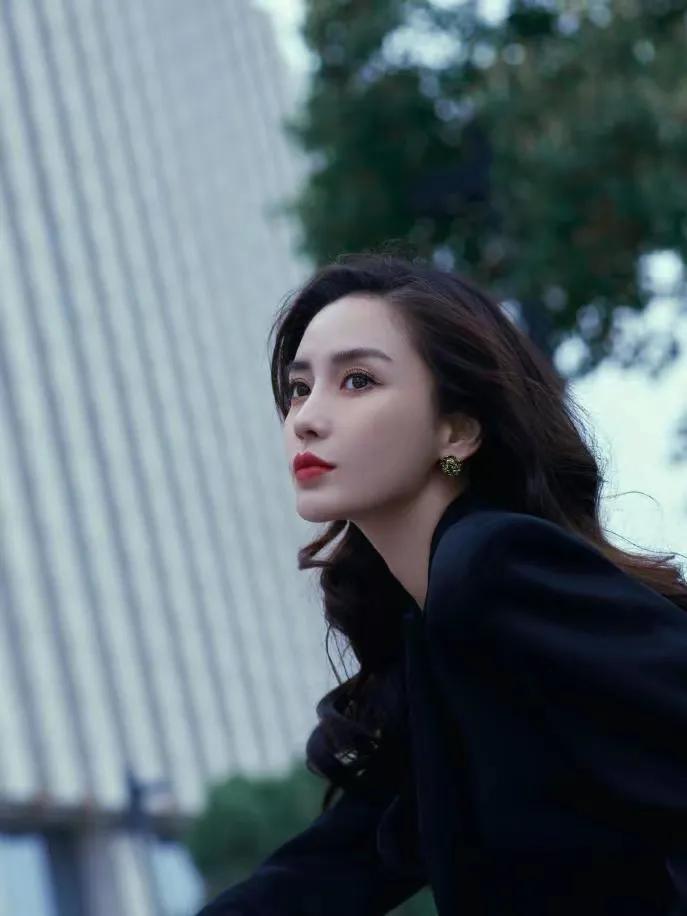 楊穎個人資料 ：優秀女明星的實力與價值