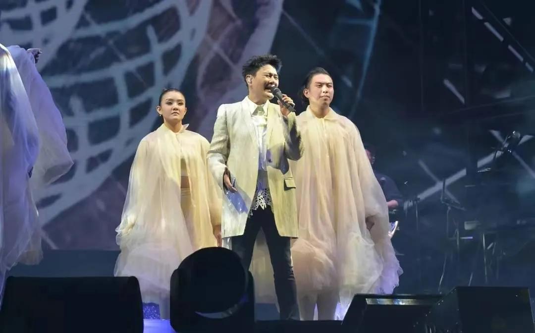 張信哲個人檔案 ：一個擁有世界無數粉絲的天籟歌手