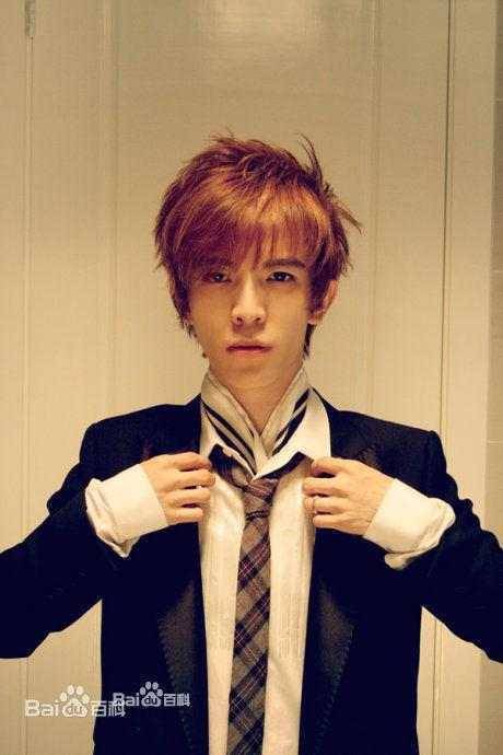 34歲郭敬明為何不結婚？看完這些圖就懂了