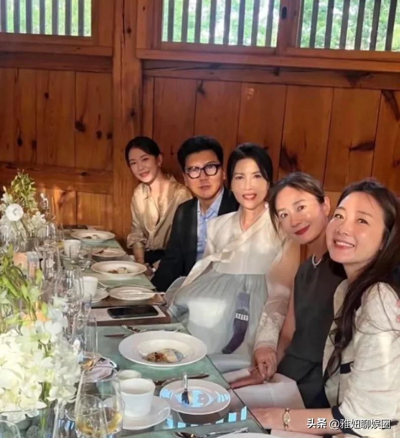 崔智友現在狀態 嫁對人49了依舊充滿少女感