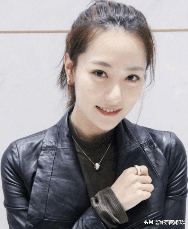 白冰為什麼離的婚？前夫曾跟鄭元暢有一腿？這是怎麼回事？